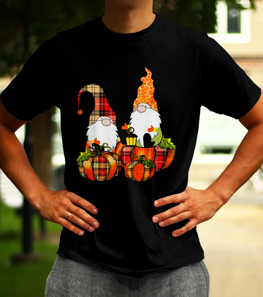 Cute Gnomes Halloween Funny Pumpkin Costume T-Shirt