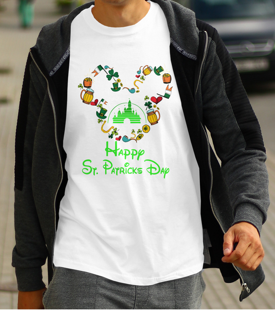 Happy St. Patrick's Day Castle And Shamrocks T-Shirt