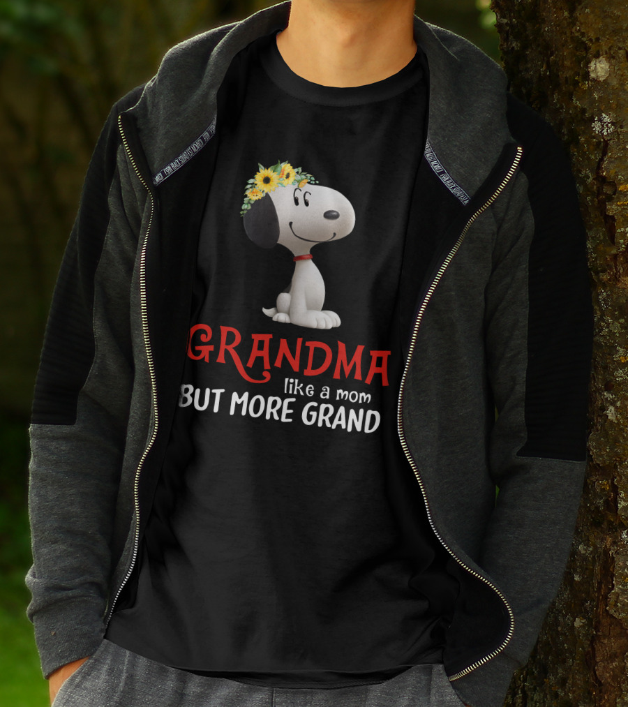 GRANDMA Like A Mom But More Grand Snoopy Sunflower Crown T-Shirt