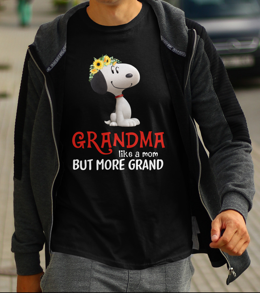 GRANDMA Like A Mom But More Grand Snoopy Sunflower Crown T-Shirt