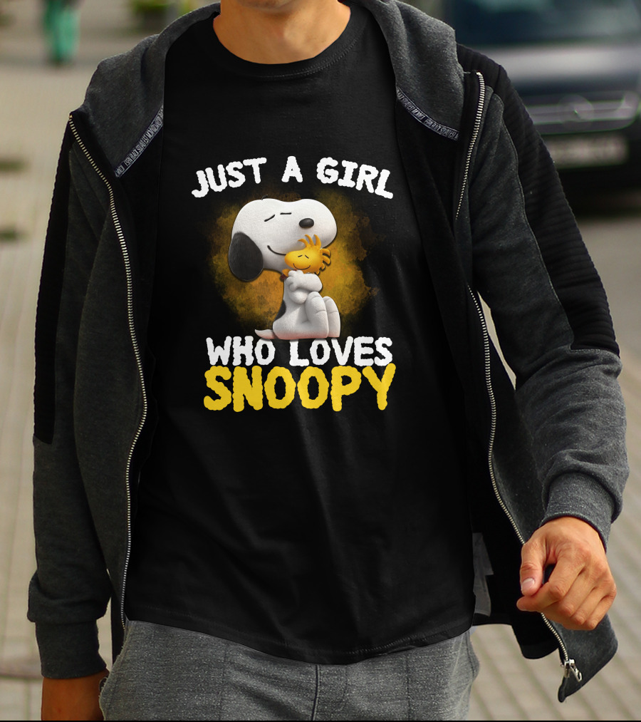 Just A Girl Who Loves Snoopy T-Shirt