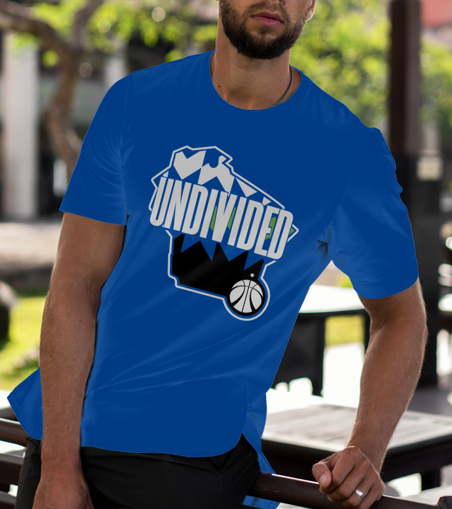 Pat Connaughton Undivided Milwaukee Basketball Map Blue T-Shirt