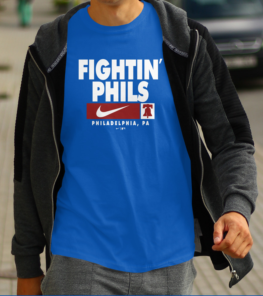 FIGHTIN' PHILS PHILADELPHIA PA LIBERTY BELL T-Shirt