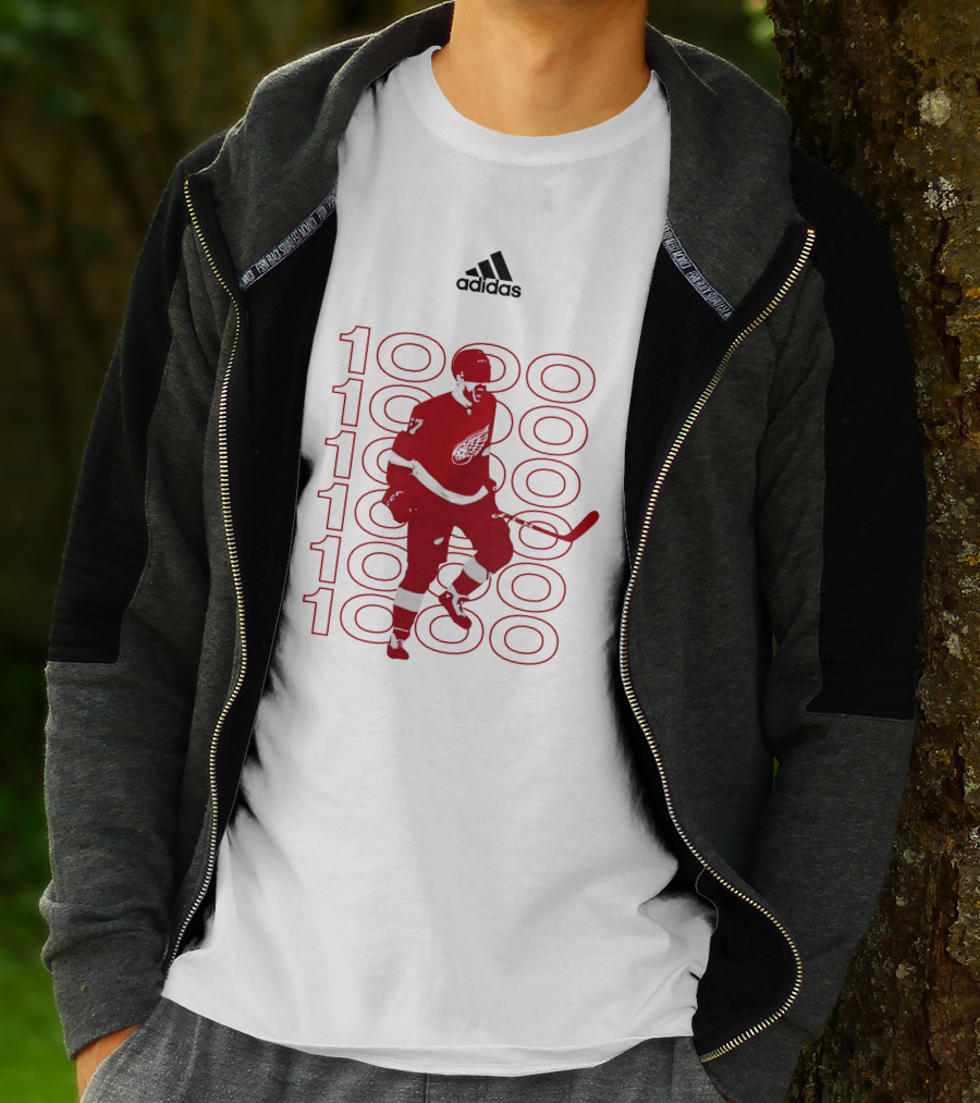 Detroit Red Wings 1000 Games Celebration Player T-Shirt
