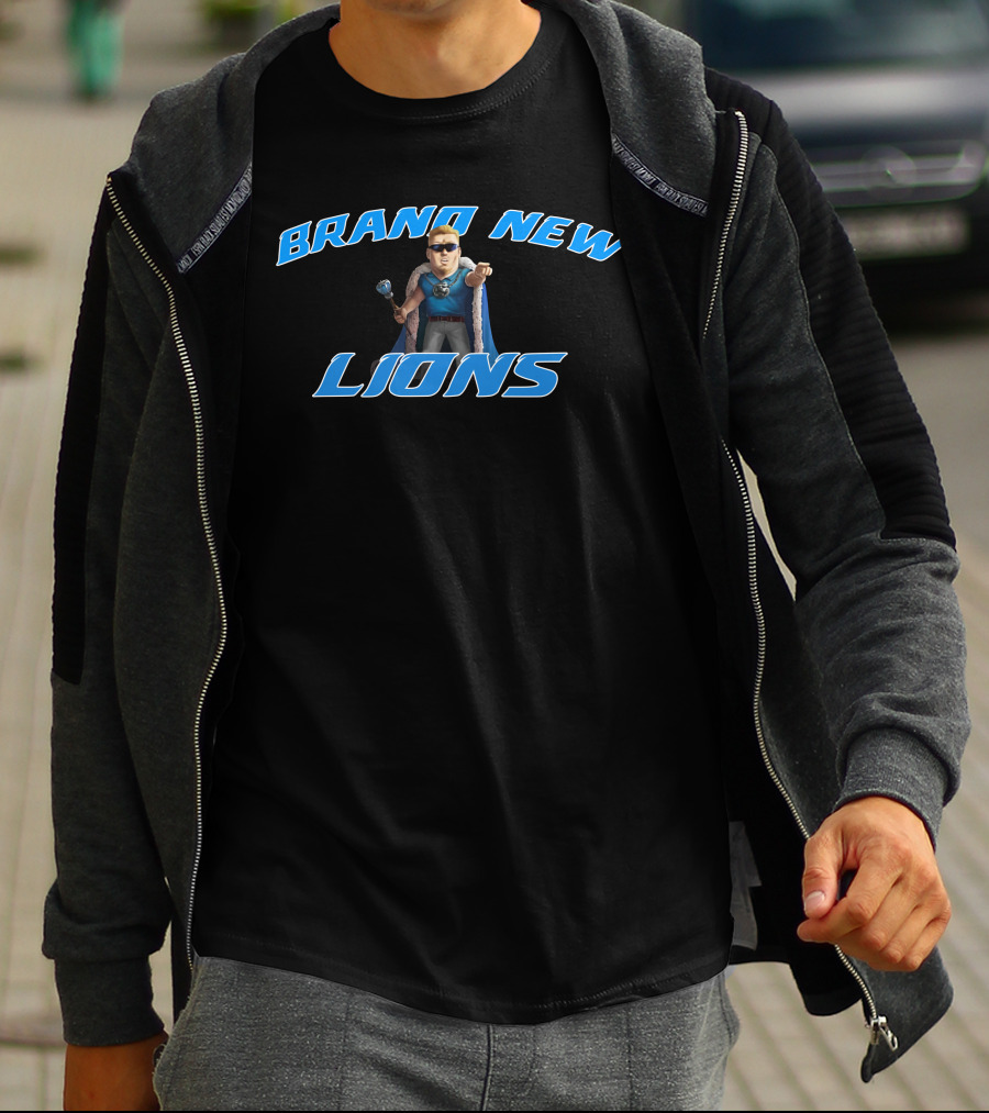 BRAND NEW LIONS Blue Cape Hero With Scepter T-Shirt