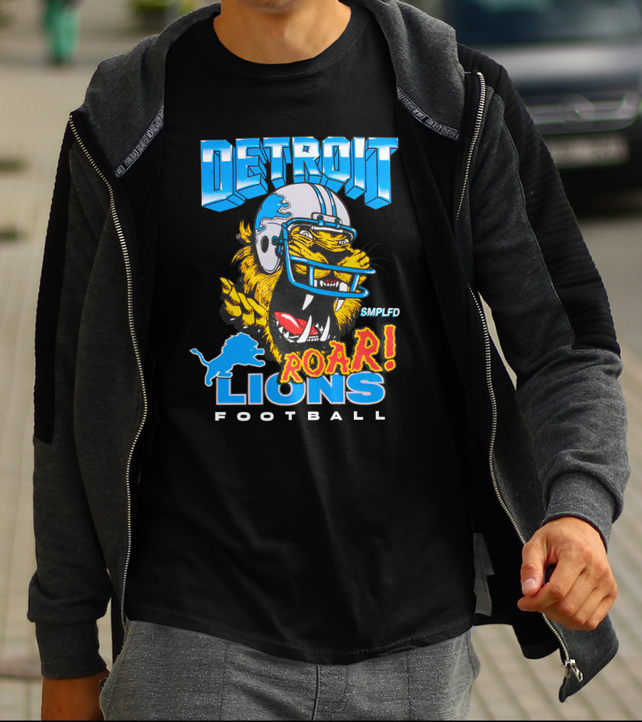 Detroit Lions SMPLFD Roar Football T-Shirt