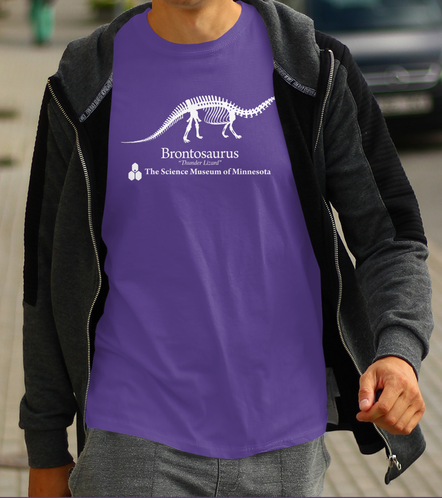 Brontosaurus Thunder Lizard Dinosaur Skeleton The Science Museum Of Minnesota T-Shirt