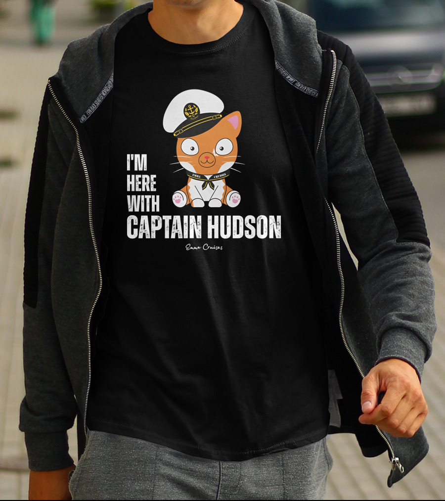 Emma Cruises I'm Here With Captain Hudson Cute Cat T-Shirt