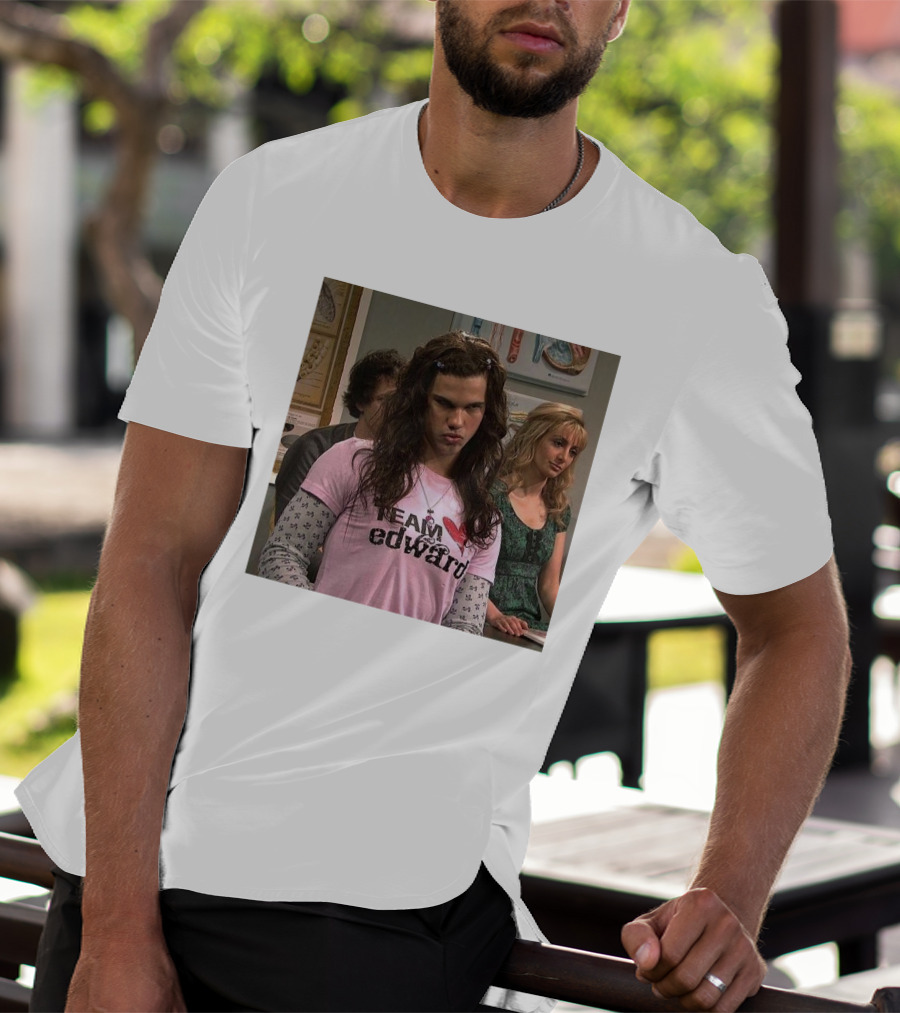 Team Edward Twilight Parody Scene T-Shirt