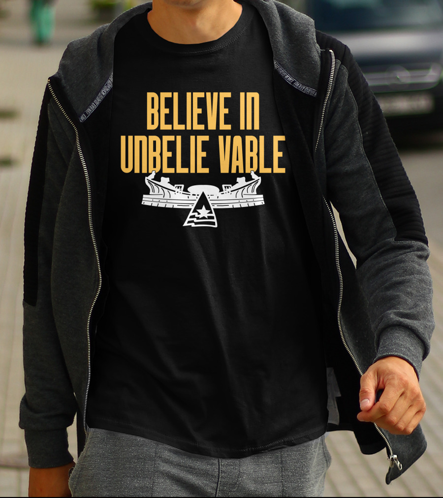 BELIEVE IN UNBELIE VABLE Ship Star Emblem T-Shirt