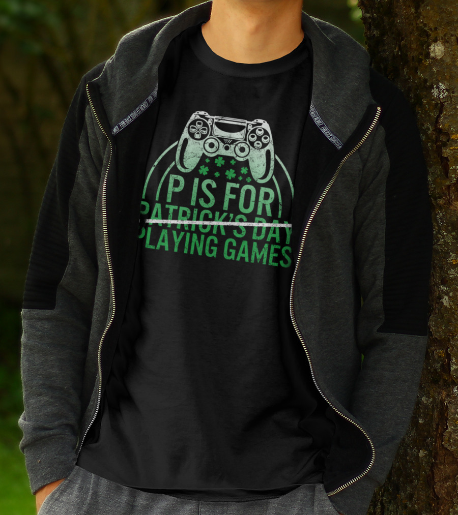 P Is For Playing Games Patrick's Day Controller Shamrocks T-Shirt