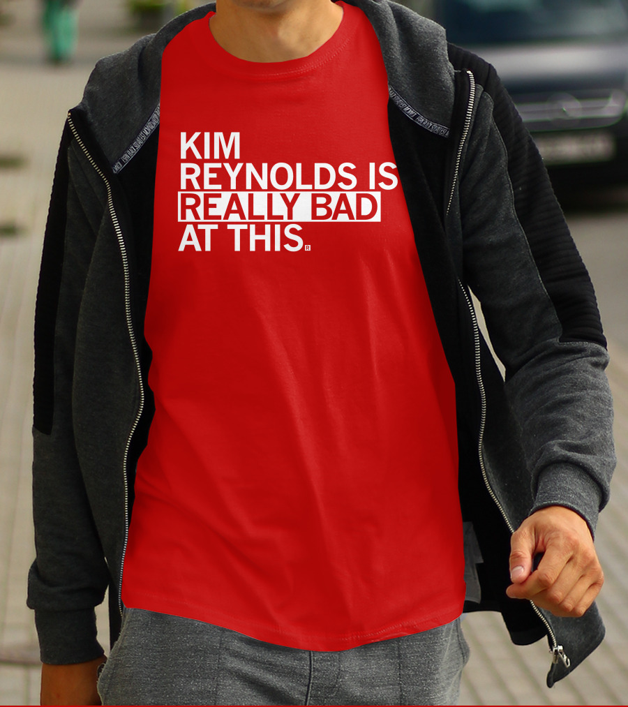 Kim Reynolds Is Really Bad At This T-Shirt