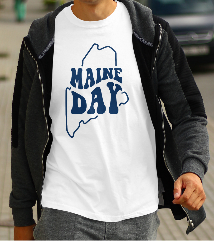 Maine Day Outline Of State T-Shirt