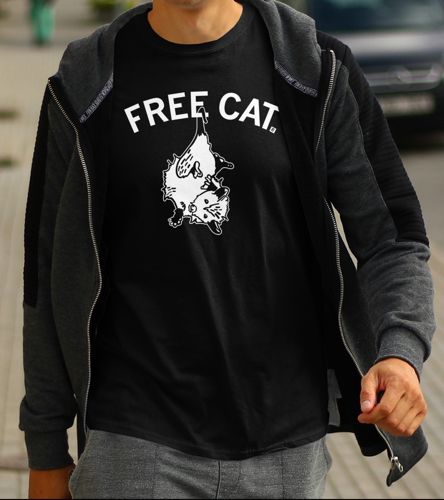 Free Cat Didelphis Virginiana Hanging T-Shirt