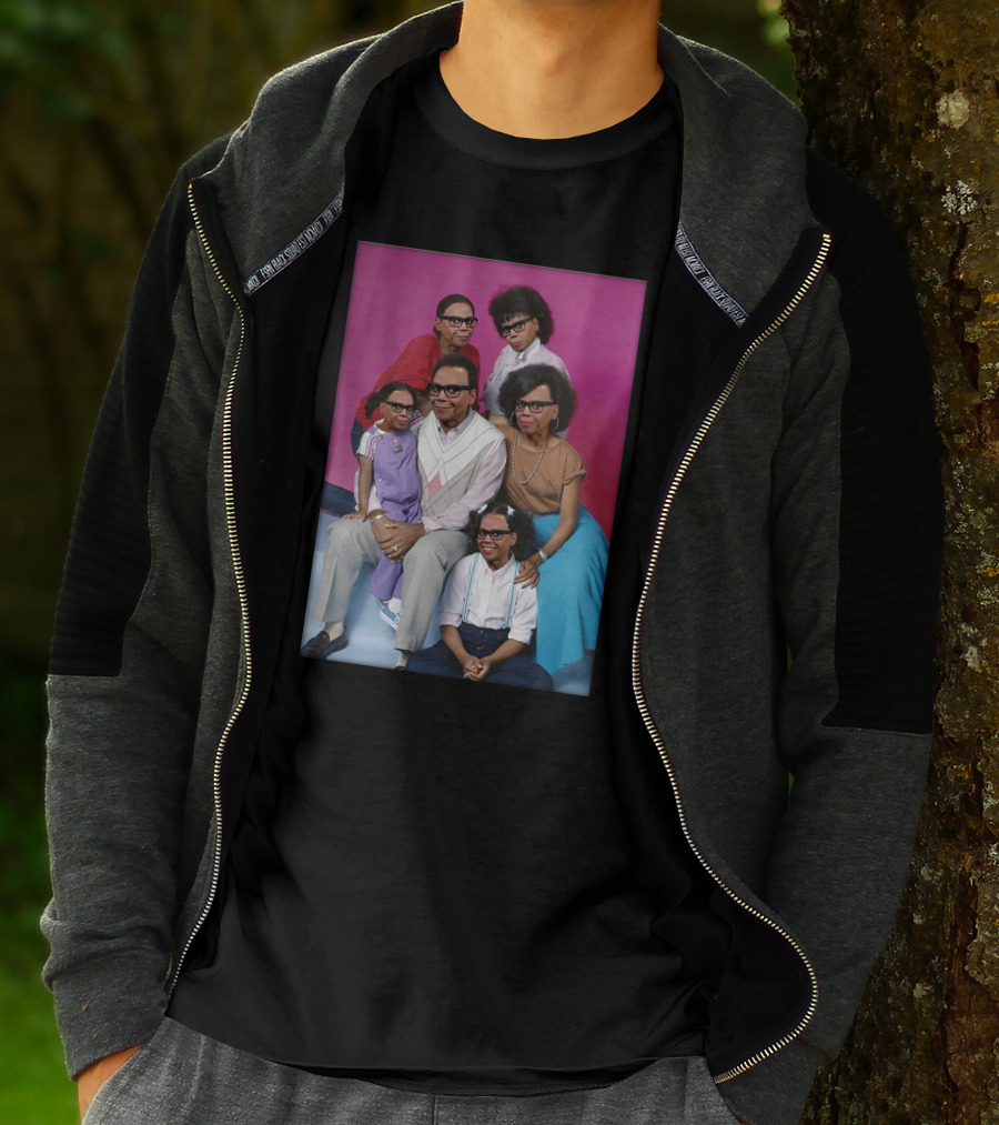 Mcdonkey Designs Keeping Up With The Ru's Family Portrait With Glasses On Pink Background T-Shirt