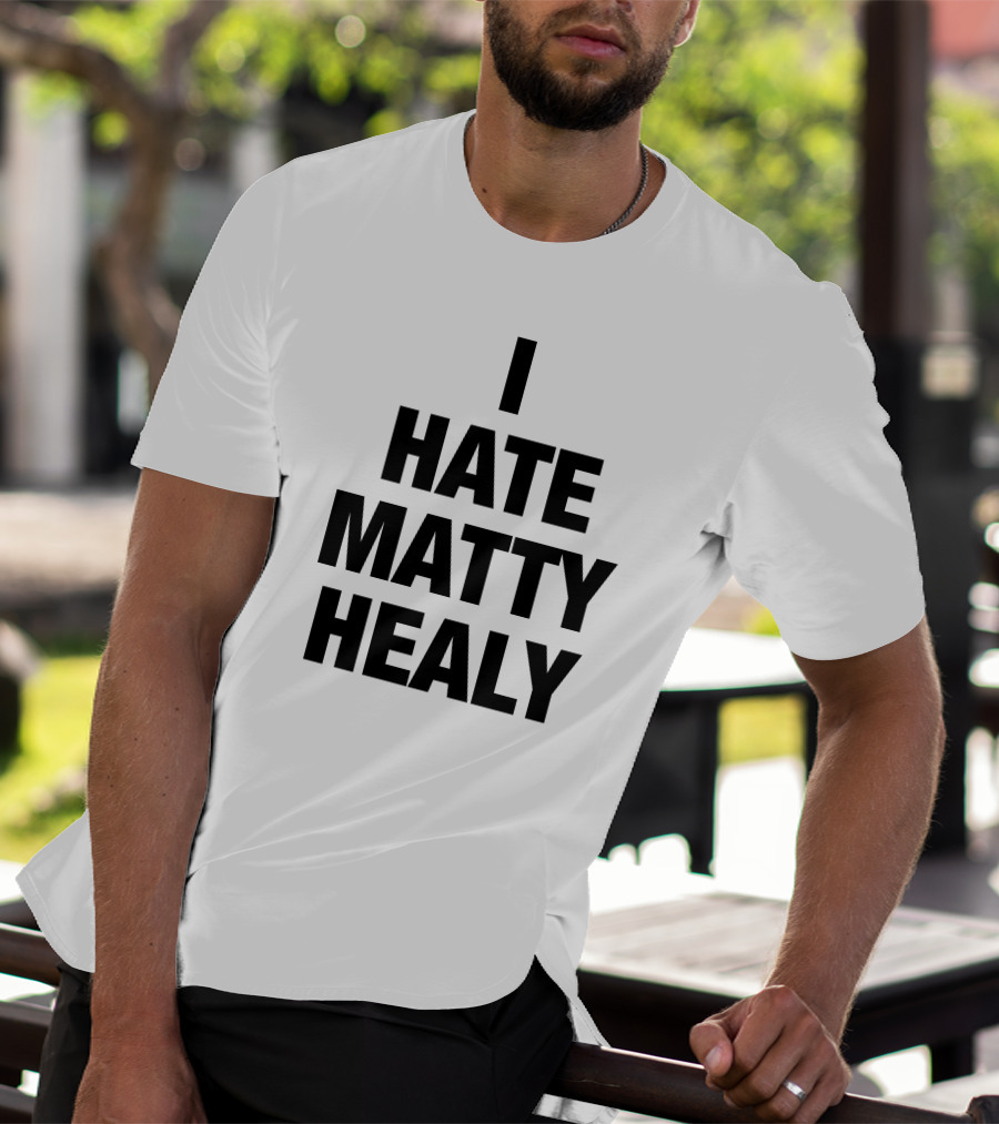 Emmyhartman Wearing I Hate Matty Healy T-Shirt