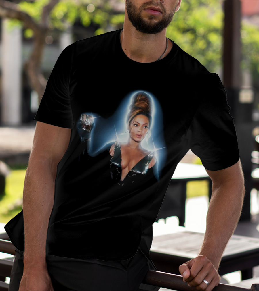 Beyonce That Girl Track Iconic Glamorous Photo With Drink T-Shirt