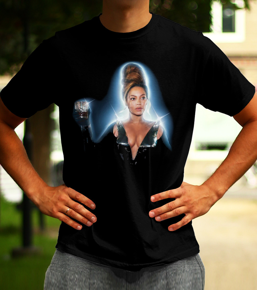 Beyonce That Girl Track Iconic Glamorous Photo With Drink T-Shirt