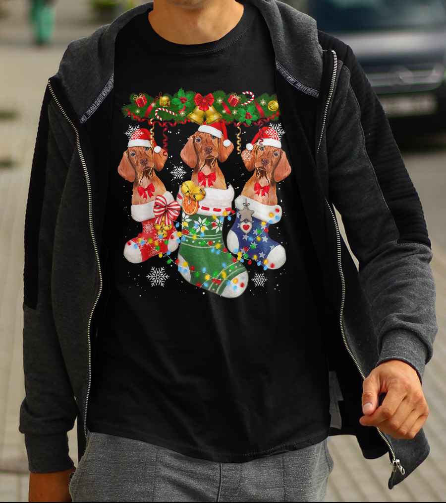 Vizsla Dogs In Christmas Stockings With Santa Hats And Holiday Decorations T-Shirt