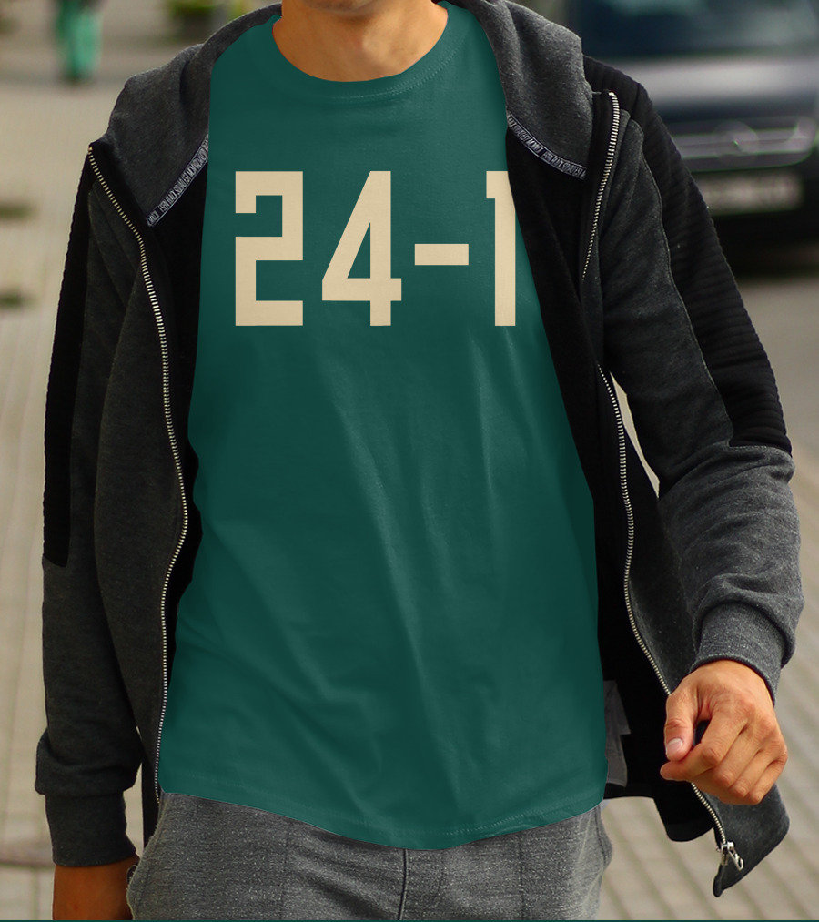 Bucks 24-1 Golden Numbers T-Shirt