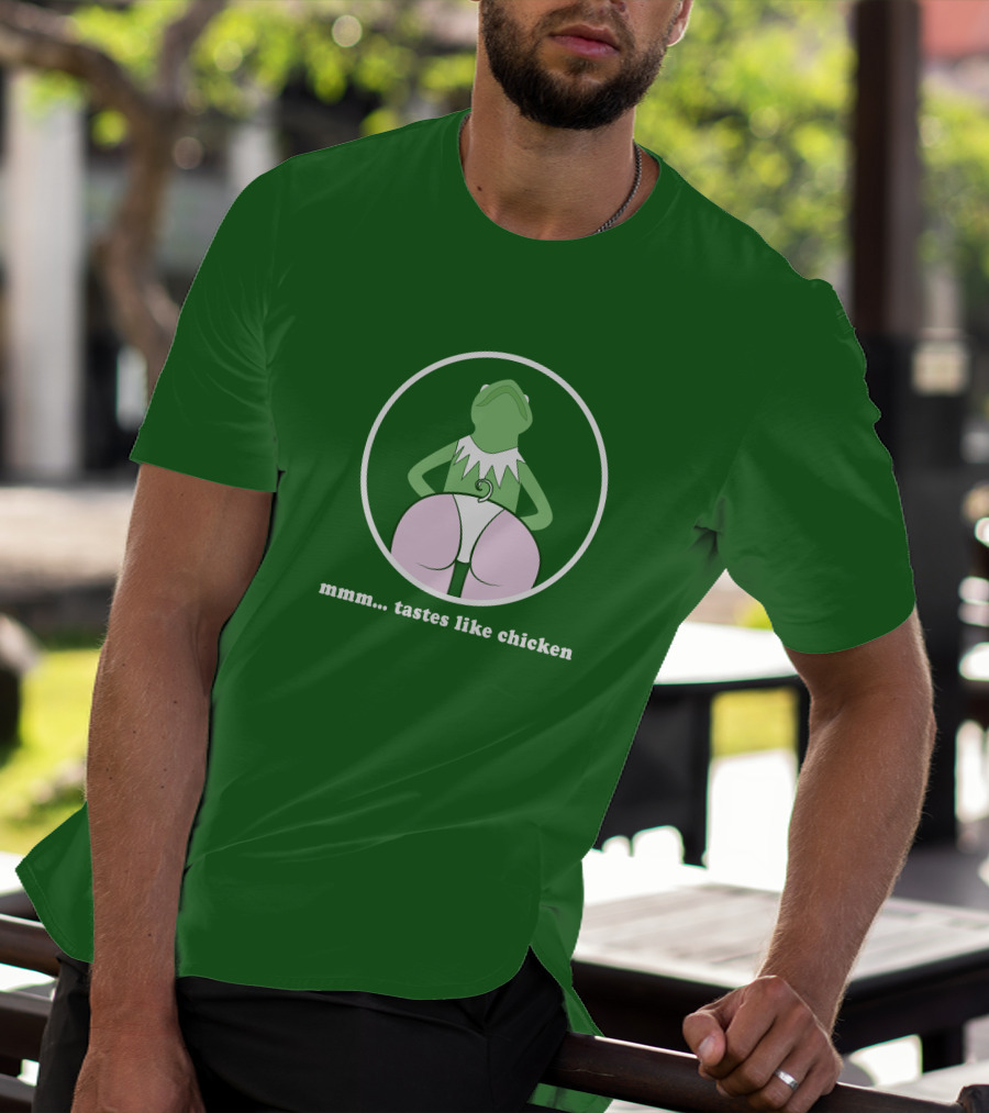 Kermits Frog Mmm Tastes Like Chicken Humorous Green Circle T-Shirt