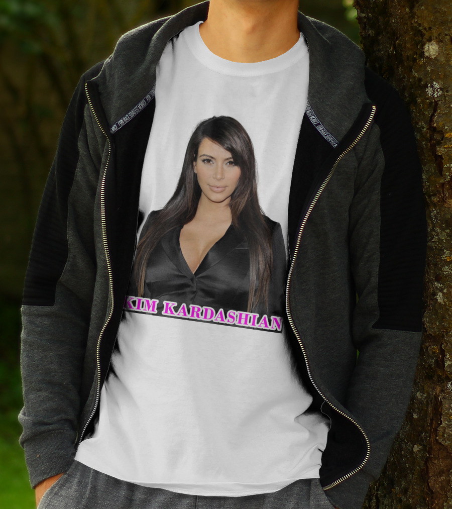 KIM KARDASHIAN T-Shirt