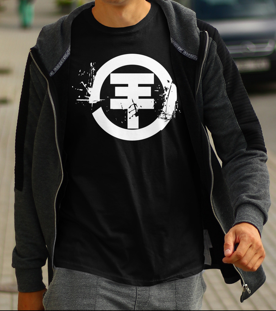 Tokio Hotel Logo Grunge Style German Rock Band T-Shirt