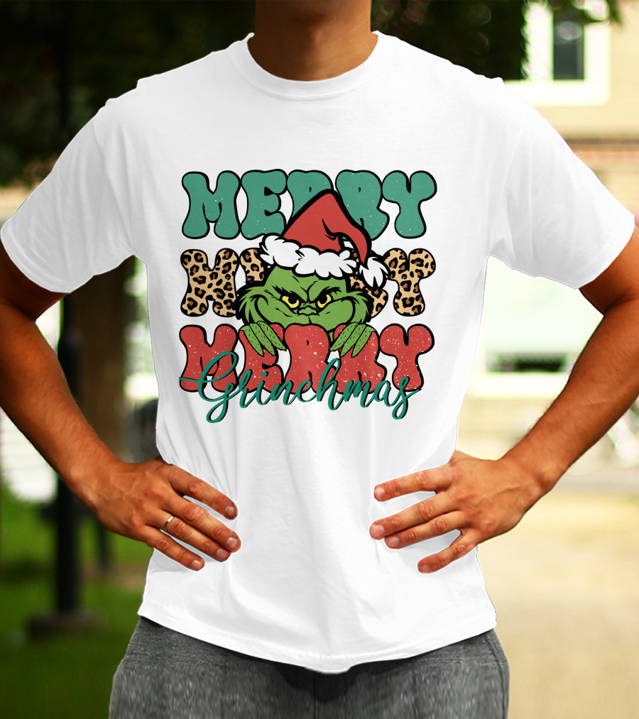 Merry Grinchmas Merry Merry Merry Grinch Christmas Santa Hat Green Face Leopard Print T-Shirt