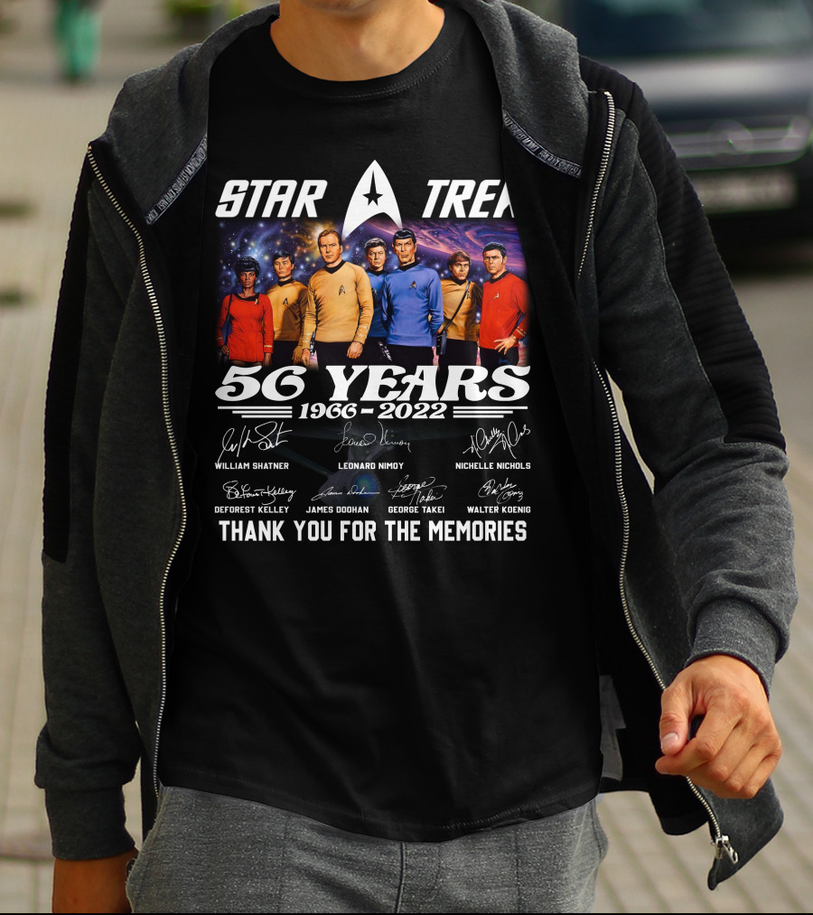 Star Trek Original Series Crew Enterprise Spaceship Image T-Shirt