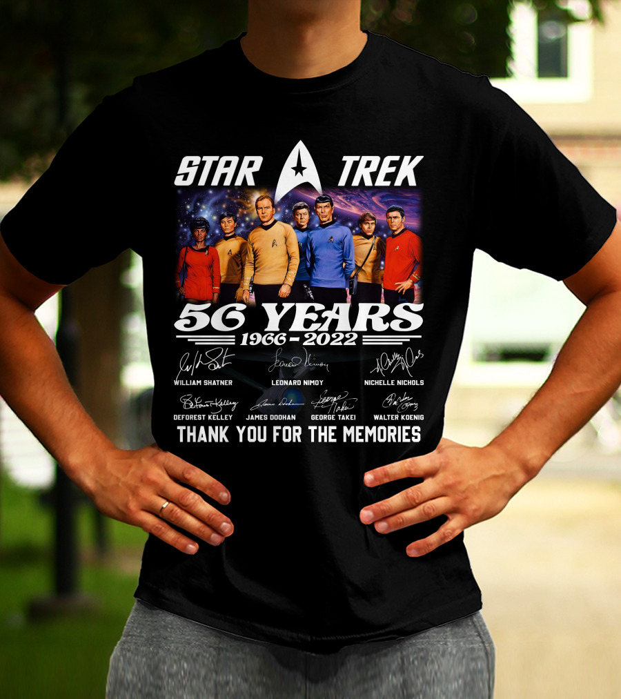 Star Trek Original Series Crew Enterprise Spaceship Image T-Shirt