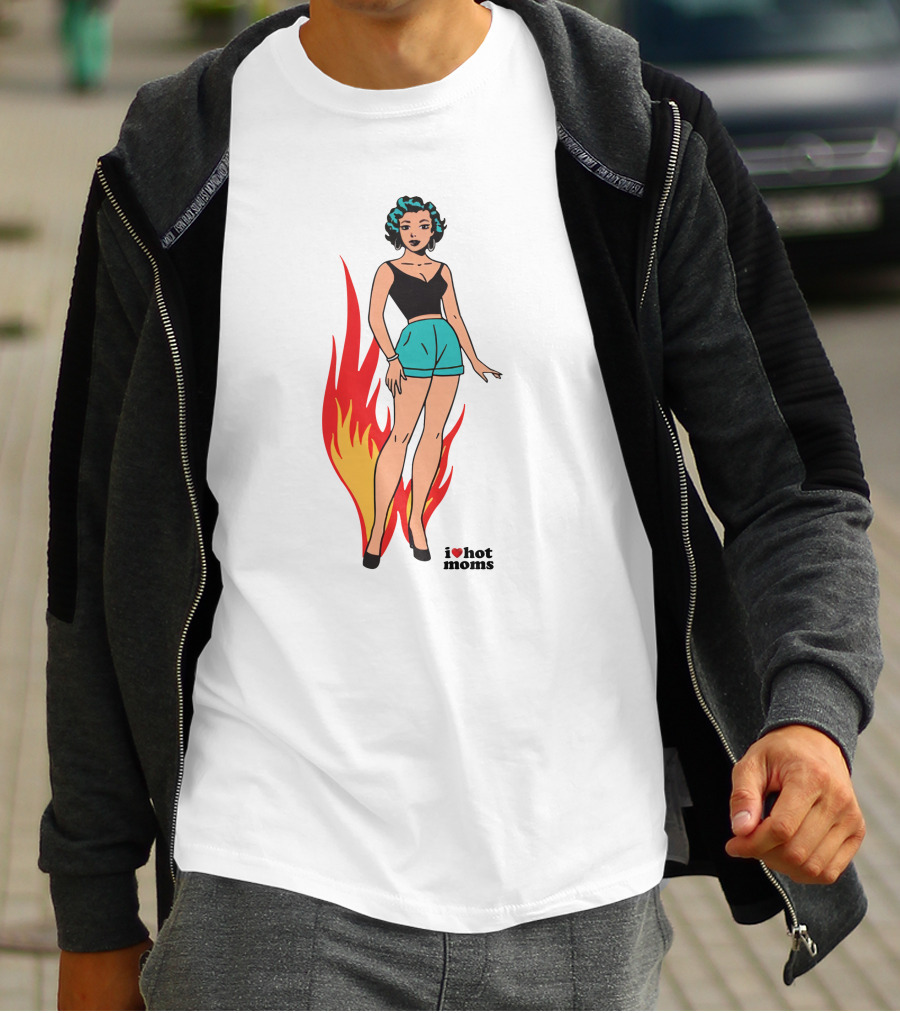 I Heart Hot Moms Vintage Comic Style Flame Background T-Shirt