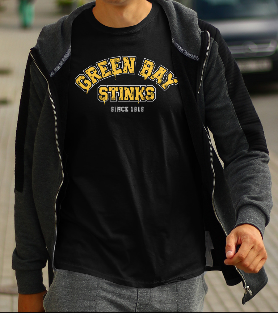 Green Bay Stinks Parody Cheesehead Rivalry Fan T-Shirt
