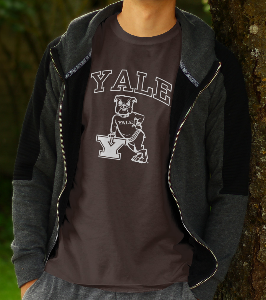 Yale Bulldogs Vintage Mascot Drawing T-Shirt