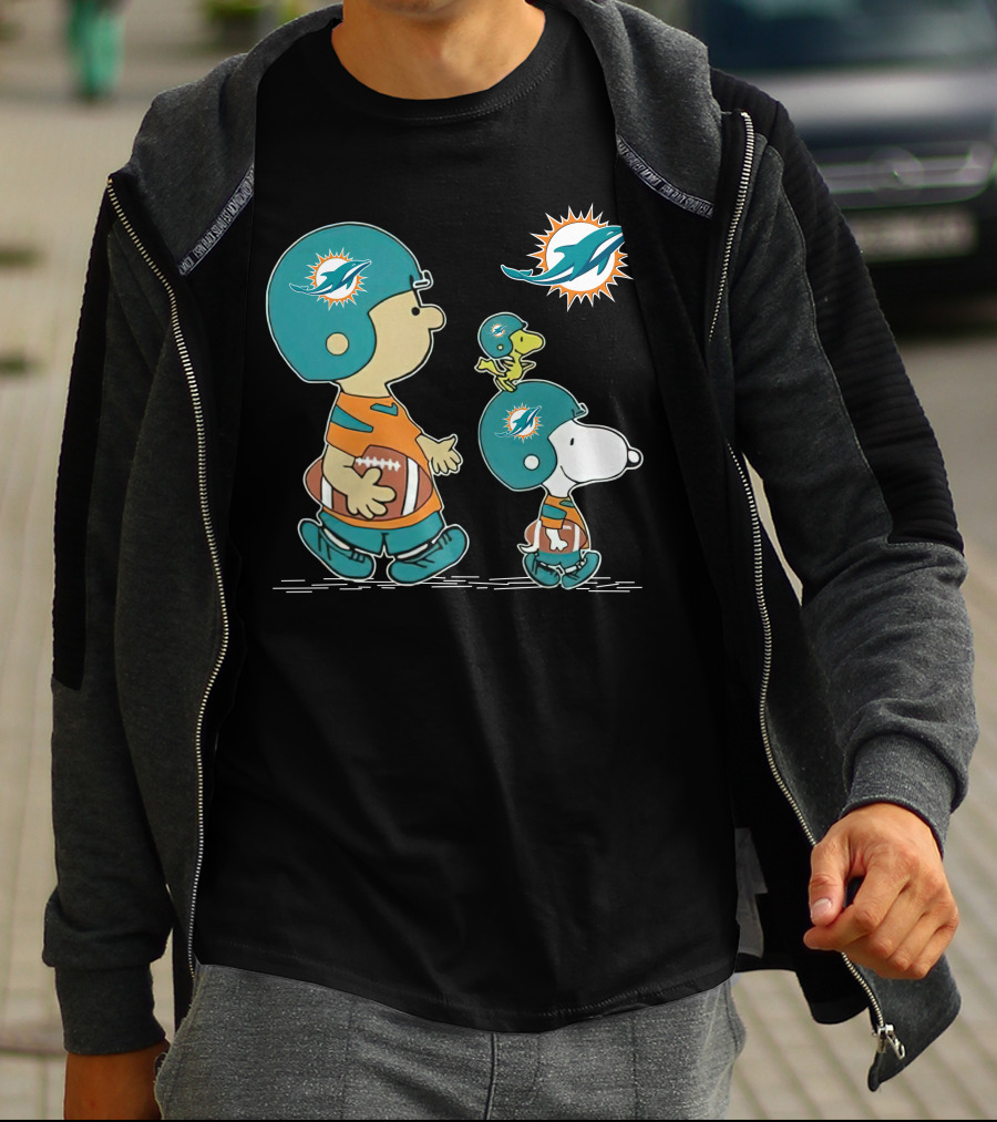 Snoopy Charlie Brown Miami Dolphins Football Helmets T-Shirt