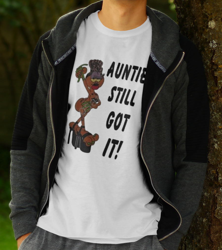 Auntie Still Got It High Heel Diva With Curlers And Coffee T-Shirt