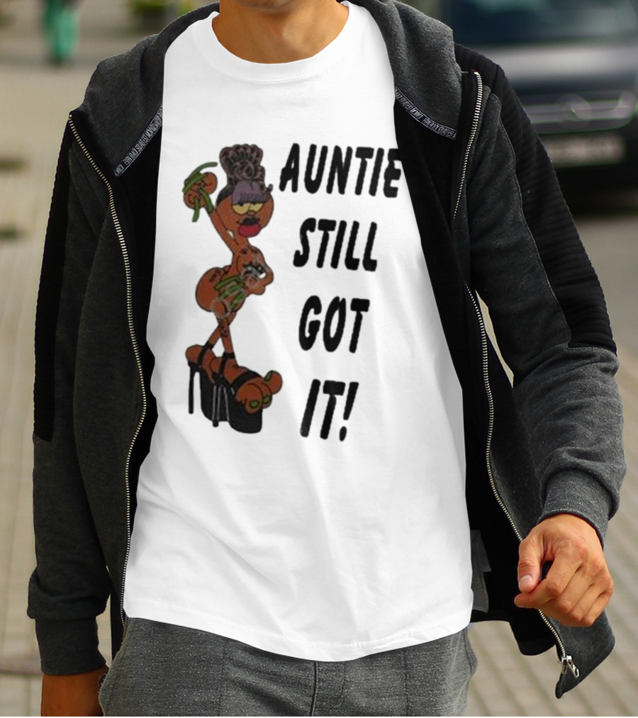 Auntie Still Got It High Heel Diva With Curlers And Coffee T-Shirt