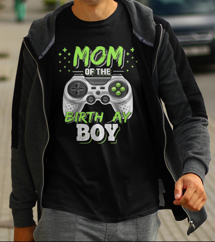 Mom Of The Birthday Boy Gamer Controller Matching Video Gamer Birthday Party T-Shirt