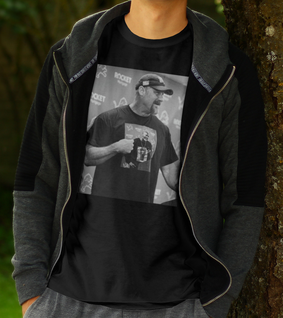 Rocket Mortgage Lions Press Conference Holmes Pulling Hilarious T-Shirt