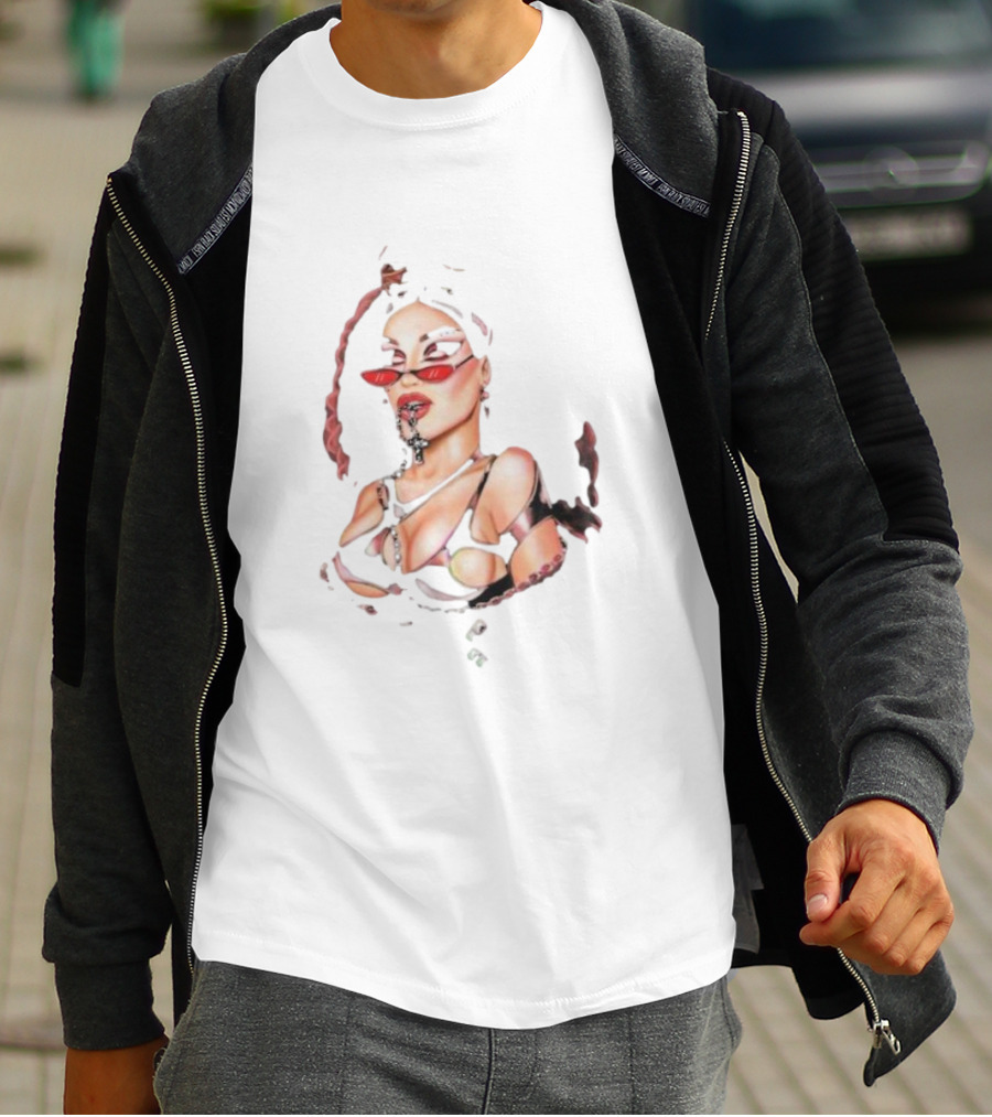 Kylie Sonique Love Goth Style In Edgy Outfit And Red Glasses T-Shirt