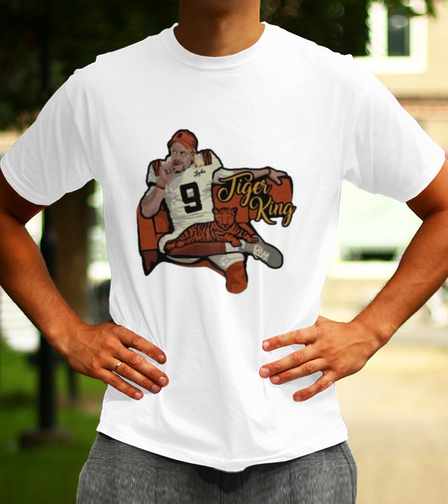 Cincinnati 9 Tiger King Football Player With Orange-Striped Tiger T-Shirt