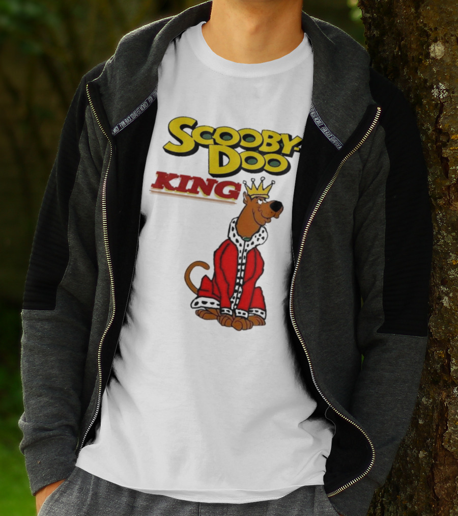 Scooby Doo King Crowned With Royal Red Robe T-Shirt