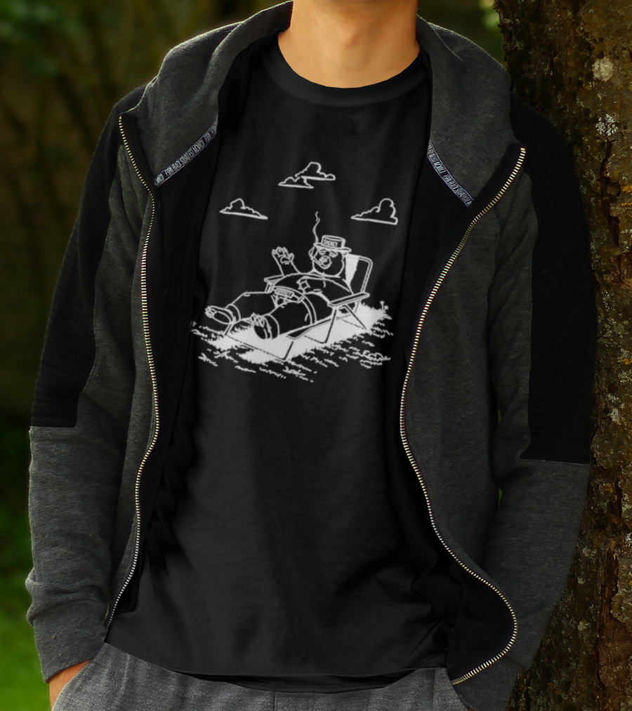 SMOKEY Bear Relaxing Lounge Clouds Smoking Chair T-Shirt