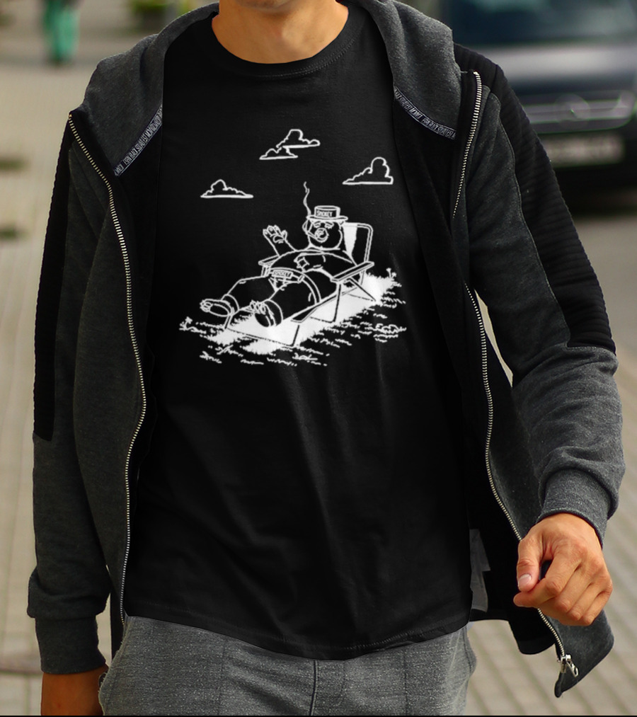 SMOKEY Bear Relaxing Lounge Clouds Smoking Chair T-Shirt