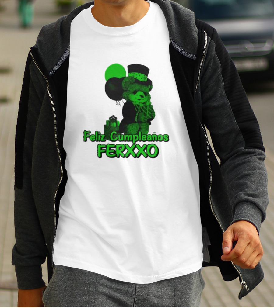 Feliz Cumpleaños Ferxxo Teddy Bear Green Balloons Black Top Hat T-Shirt