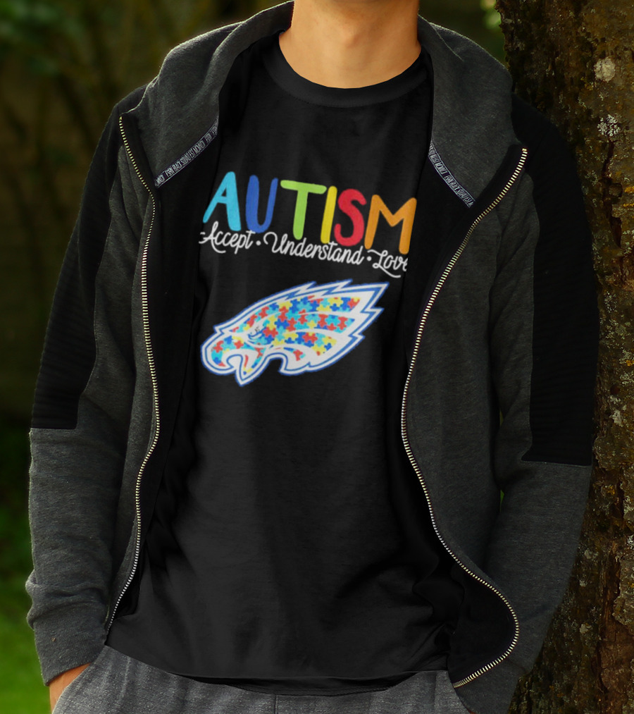 Philadelphia Eagles Autism Accept Understand Love Puzzle T-Shirt