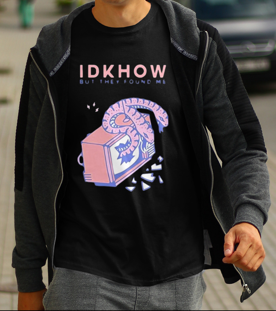 IDKhow But They Found Me Snake Crushed TV Pastel Pink Blue Image T-Shirt