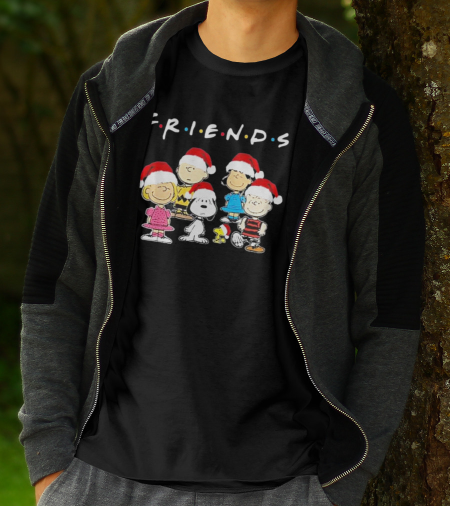 Charlie Brown Snoopy Woodstock Friends Christmas Santa Hats T-Shirt