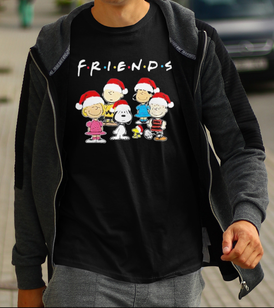 Charlie Brown Snoopy Woodstock Friends Christmas Santa Hats T-Shirt