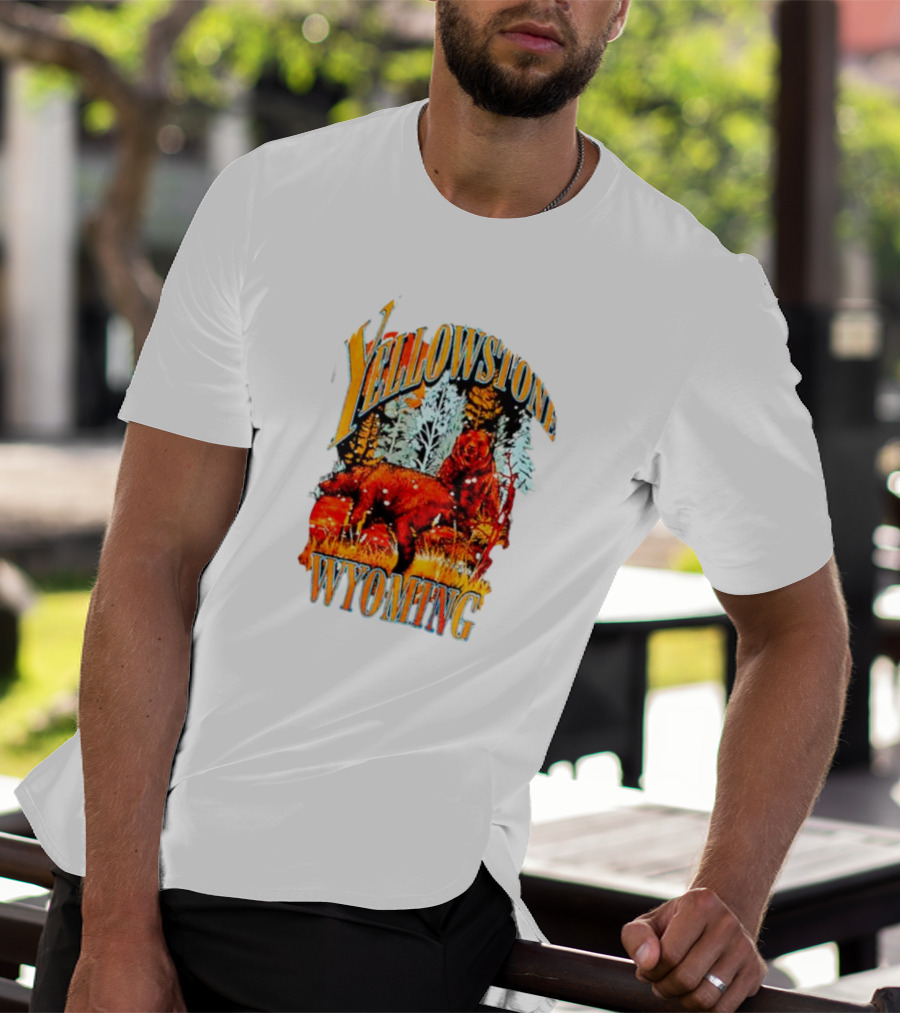Yellowstone Wyoming Bears Wildlife Scenery T-Shirt