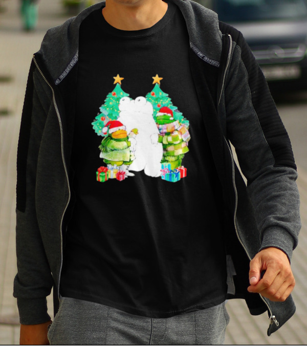 Frog And Toad Christmas Trees Presents Holiday Scene T-Shirt